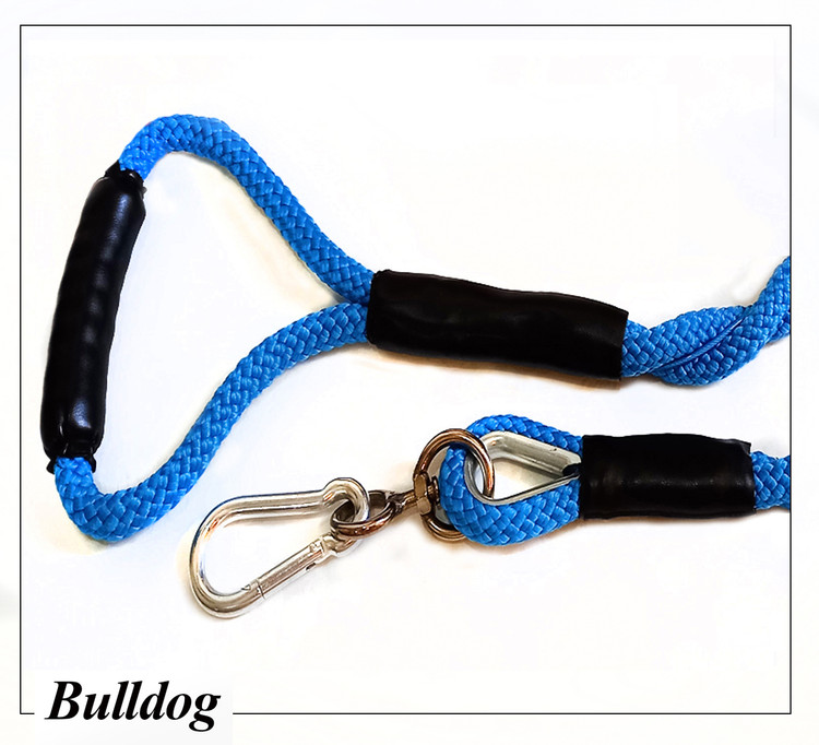 از بهترین متریال های موجود طراحی و تولید شده و برای اولین بار در کشور به طور انحصاری برای سگهای بزرگ و خشن طراحی گردیده است.