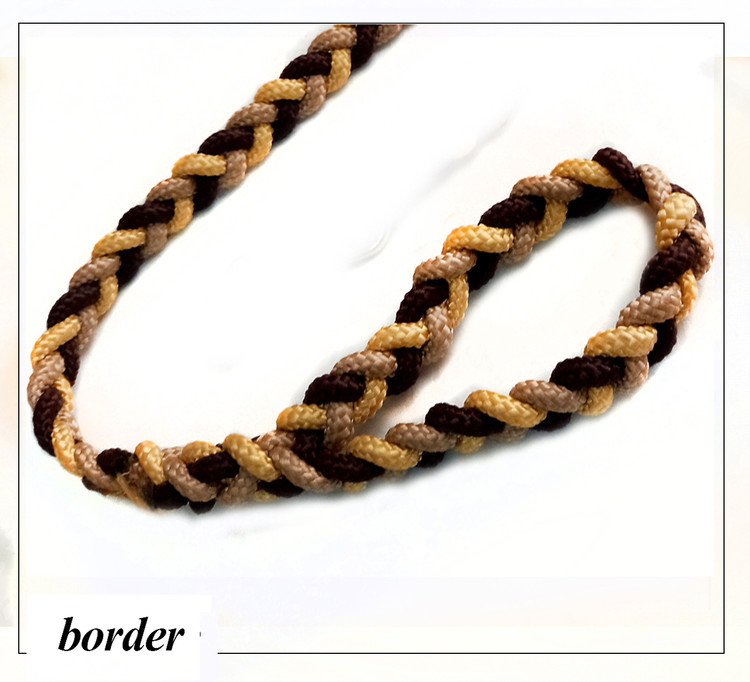 لیدی بسیار شیک و زیبا برای سگ شماست که دارای بافتی محکم و مقاوم است.