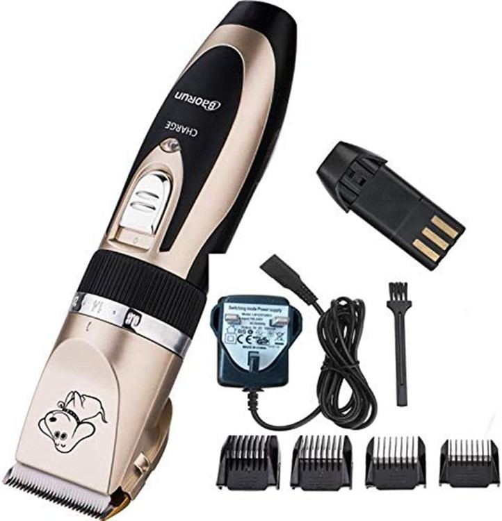 همچنین دنده سنگین برای برش مناسب و قدرتمند، با کنترل پایدار و ثابت. تیغه ثابت از جنس تیتانیوم با تیغه متحرک سرامیکی برای کوتاهی صاف و کارآمد ترکیب شده است.