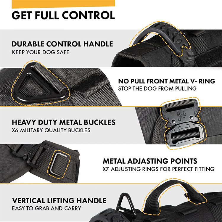 هنگامی که زیپهای هر دو طرف مهار سگ تاکتیکی باز میشوند، مهار سینه یک عملکرد ذخیرهسازی اضافی در هر دو طرف دارد