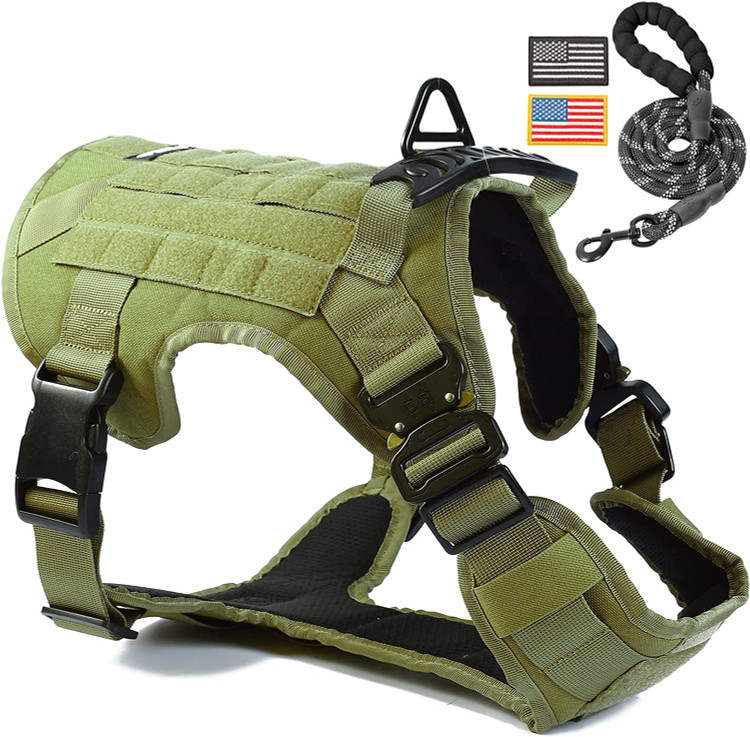 قلاده تاکتیکی سگ برند PINA  کد G100  مناسب برای سگهای بزرگ  و متوسط طراحی شده است