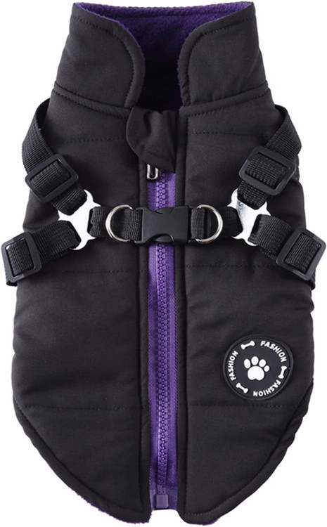 D-Ring که در پشت وصل شده است، دو حلقه D در پشت یک عملکرد مهار ایجاد می کند و هنگام راه رفتن سگ شما پشتیبانی بیشتری می کند.