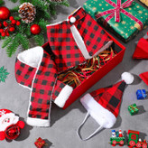 این لباس های کریسمس سگ و گربه با عناصر چهارخانه کلاسیک طراحی شده اند که مطابق با تم کریسمس و مطابق با دکوراسیون خانه کریسمس است