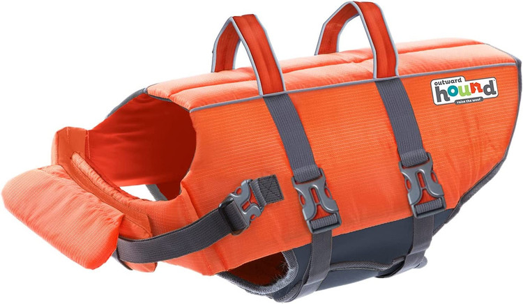 جلیقه شنا و نجات Outward Hound Granby Splash برای سگ ها با رنگ های روشن و لهجه های بازتابنده طراحی شده است تا دید بهتری در هنگام شنا ارائه دهد