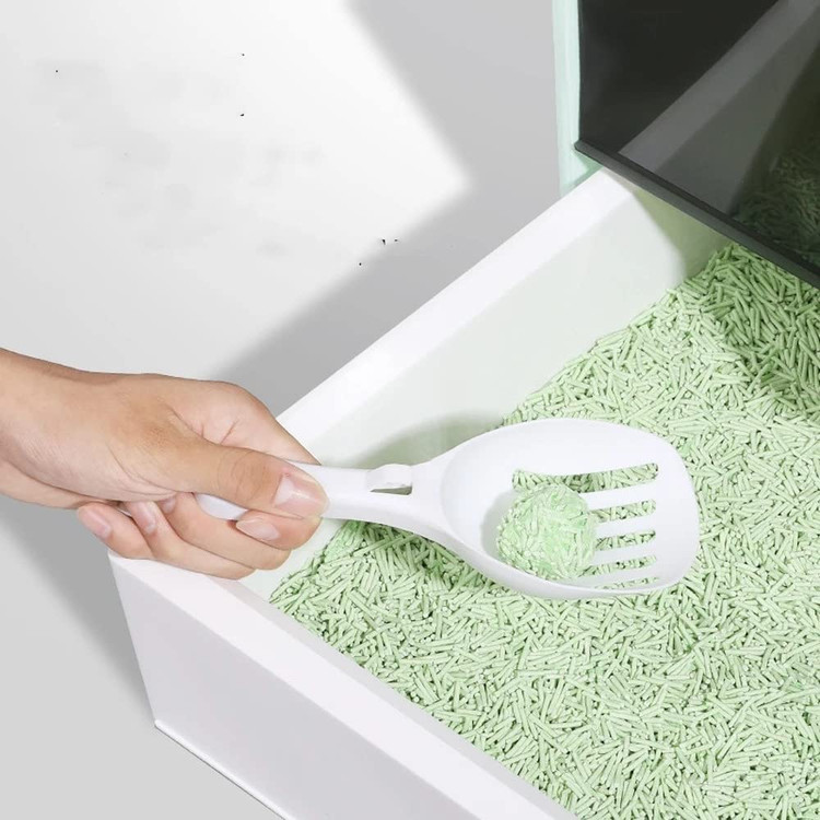 درب چرخان پلاستیکی دسترسی آسان به داخل و خارج را برای گربه شما فراهم می کند. هود برای تمیز کردن آسان خاموش می شود.