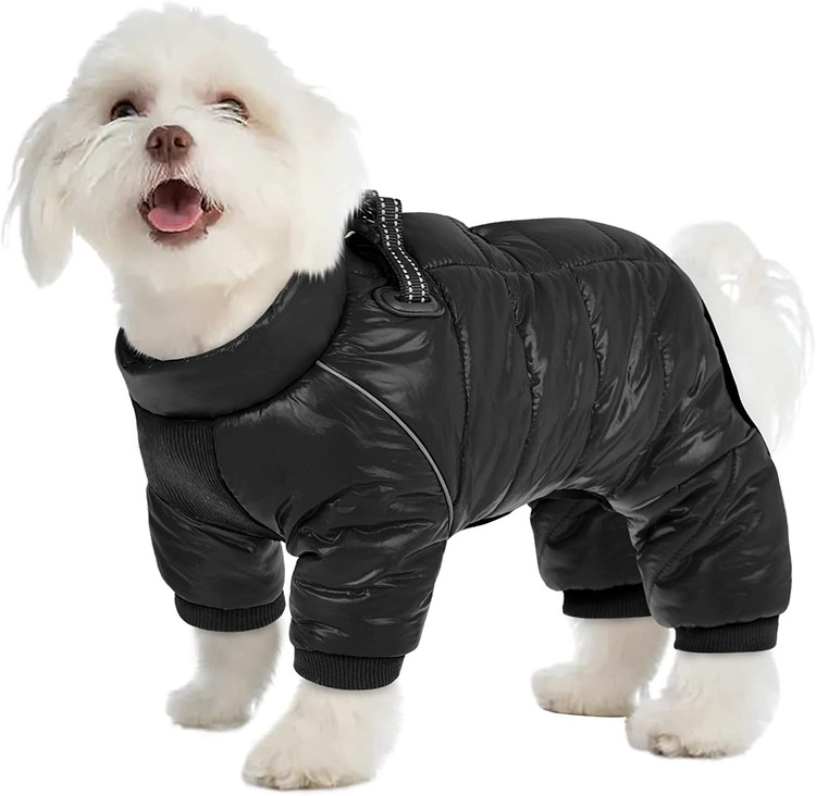 طراحی چهار پا و یقه یقه اسکی محافظت بیشتری را ارائه می دهد، سگ شما را در هوای سرد گرم و راحت نگه می دارد