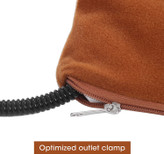 حصیر حیوان خانگی از پارچه مخملی با یک پد قابل جدا شدن استفاده می کند که می تواند برای تمیز کردن برداشته شود و در عین حال خواب راحت و مرتبی را برای حیوانات خانگی فراهم کند