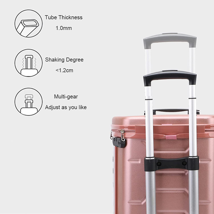 همچنین همیشه می توانید بررسی کنید که توله سگ شما در داخل کوله پشتی حمل گربه چگونه است