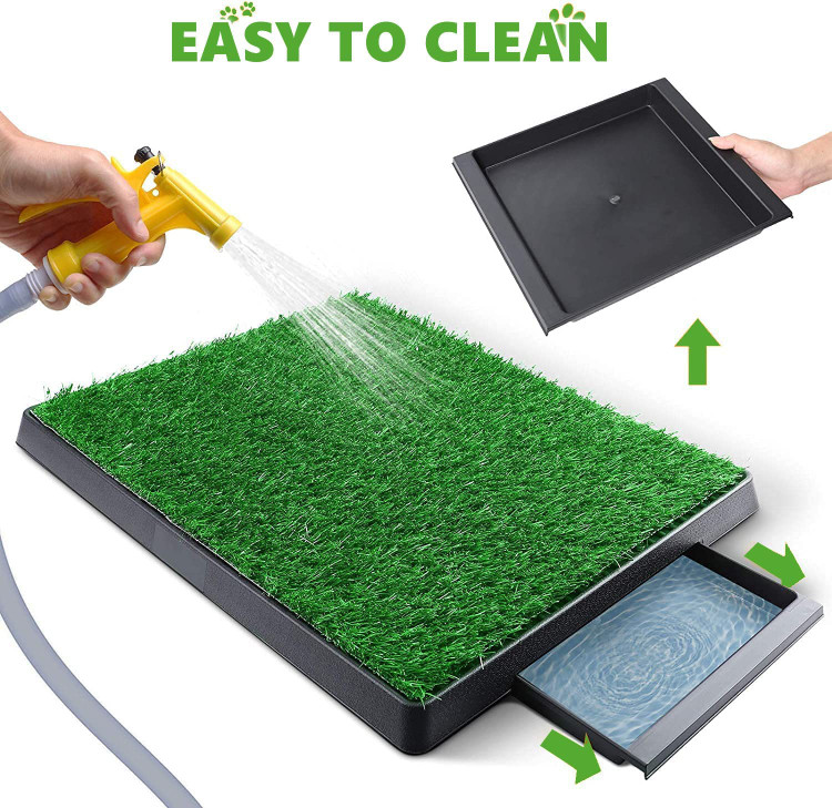 تشک بالایی از چمن مصنوعی با شباهت زیاد به چمن واقعی درست در تراکم و طول مناسب ساخته شده است