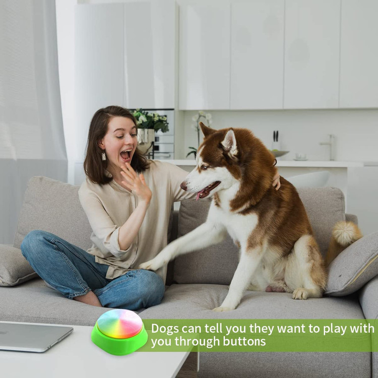 این یک دکمه آموزشی است که به شما امکان می دهد با سگ خود ارتباط برقرار کنید و دستورات ضبط شده را شخصی سازی کنید