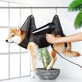 به آرام کردن گربهها و سگهای مضطرب کمک میکند و به فرد اجازه میدهد به راحتی بچههای خزدار خود را تمیز کند.