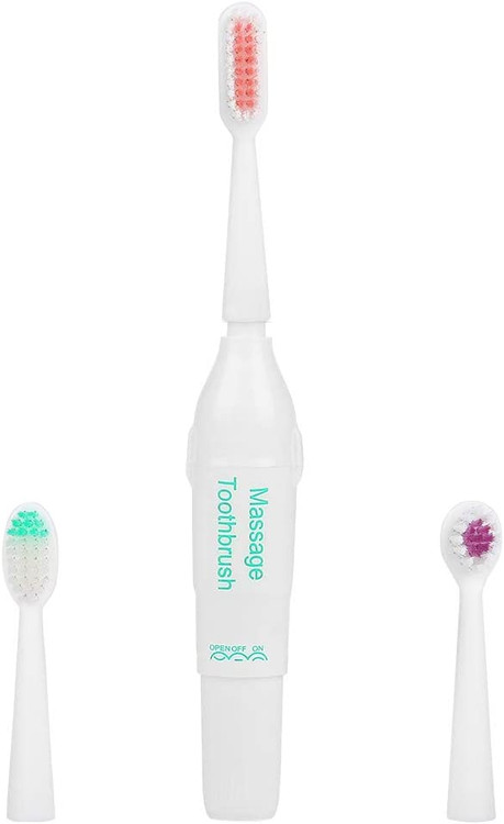 لازم است شما هر روز دندان های حیوانات خانگی خود را تمیز کنید، مسواک حیوان خانگی ما می تواند به کاهش تجمع پلاک و جرم، رفع بوی بد حیوان خانگی کمک کند.