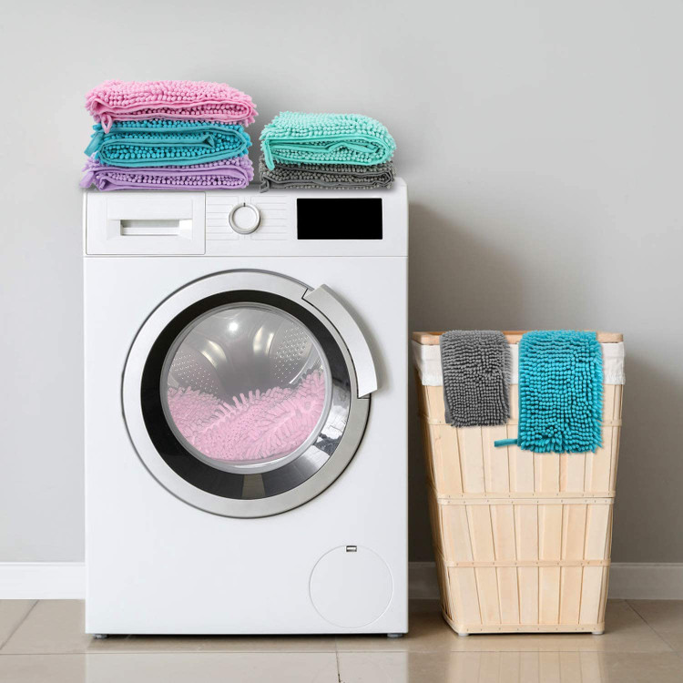 جیبهای دستی دوتایی برای قرار دادن دستهای شما در حوله طراحی شدهاند و به راحتی میتوانید شکم و پاهای حیوان خانگی را به راحتی با کمی دردسر خشک کنید.