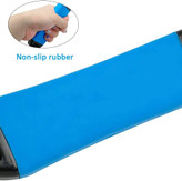 از این وسیله برای باز کردن آرواره سگ هایی استفاده می شود که در حال گاز گرفتن شخص یا حیوان دیگری است که درد طاقت فرسا دارد.