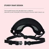 تسمه های قابل تنظیم سر و چانه را می توان تنظیم و سفت کرد تا عینک سگ را صاف کند، در غیر این صورت، آنها به راحتی در سراسر خرطوم سگ شما حرکت می کنند و به چشمان آن ها دست می زنند، زیرا به راحتی جا نمی شوند.