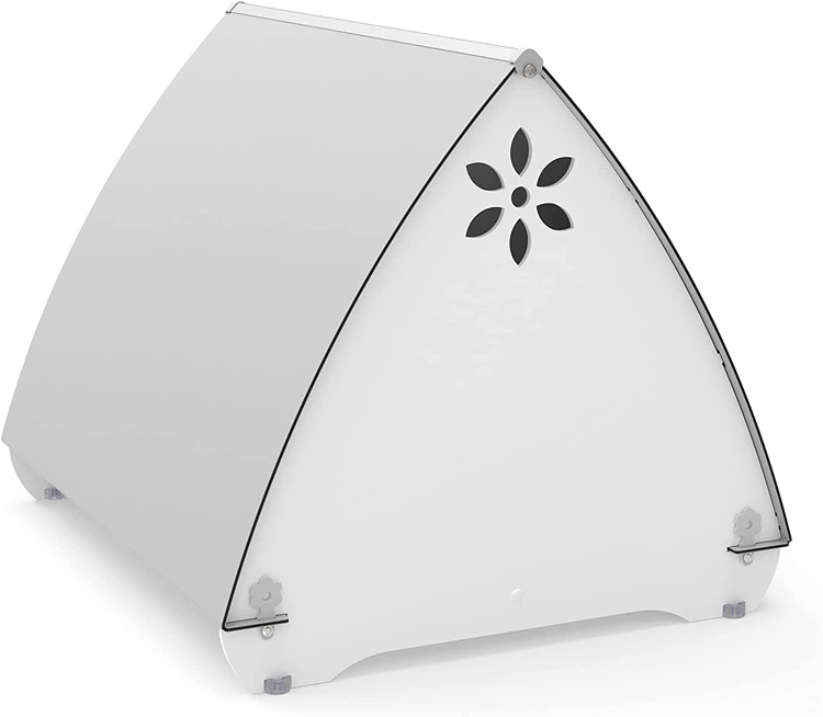 سوراخ های تزئینی تهویه در جلو و پشت باعث گردش هوا در داخل پناهگاه می شود